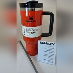 Stanley Vibrant Neon Red Quencher H2.0 40oz Tumbler